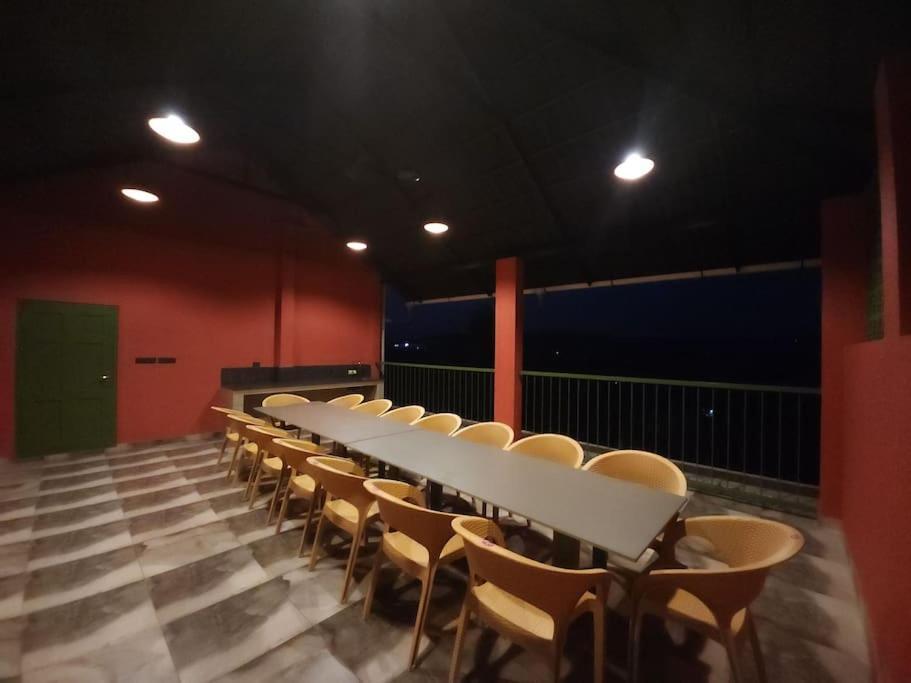 Gulzar 2Bhk Service Apartment, Kannur Exterior photo